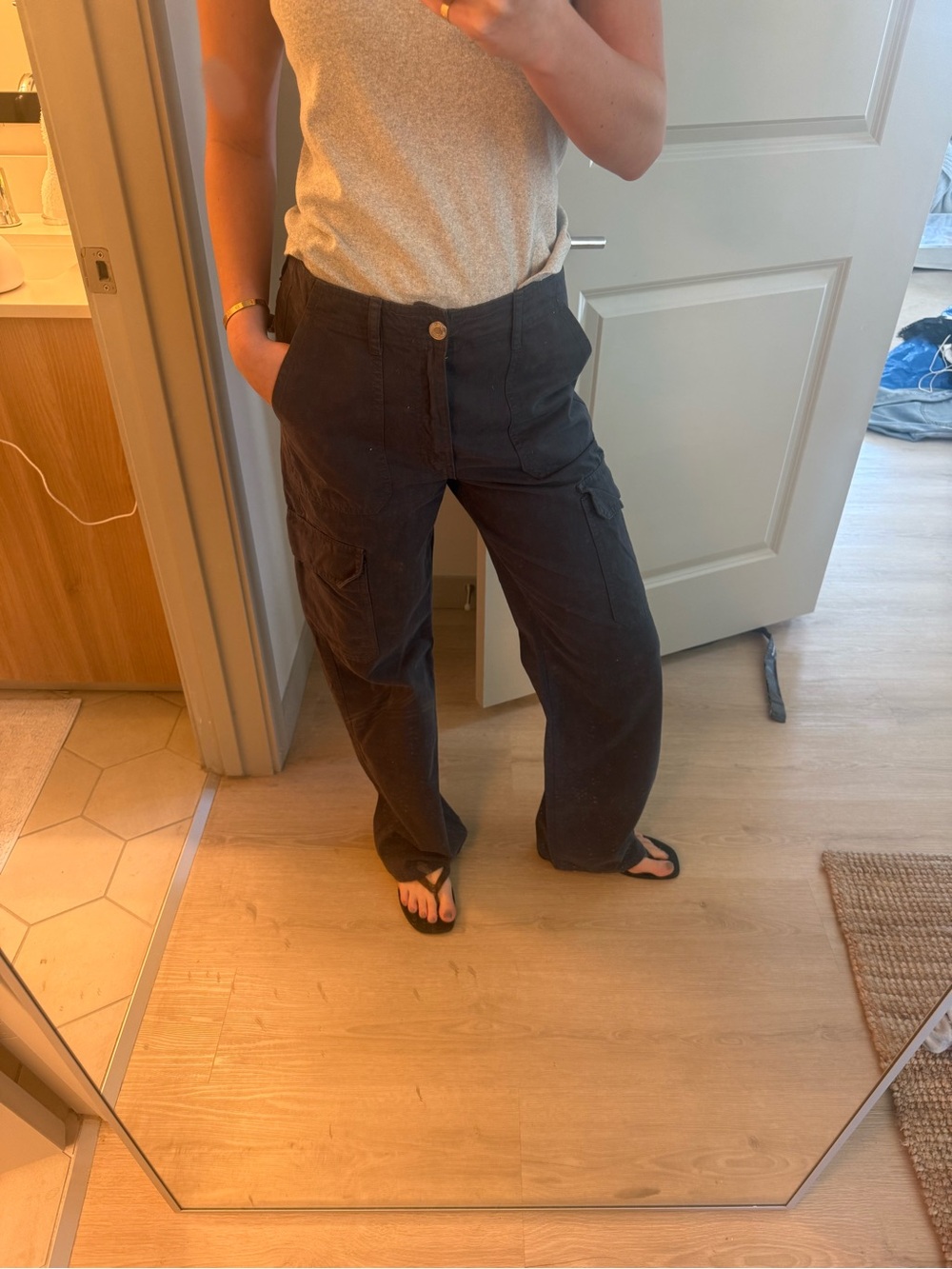 Zara women’s navy cargo pants